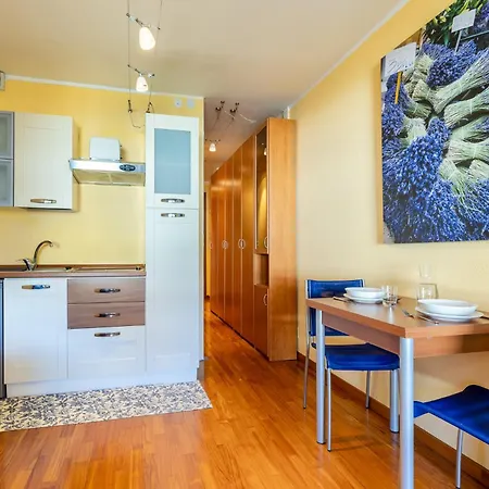 Hostdomus - Center *