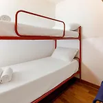 Hostdomus - Center *