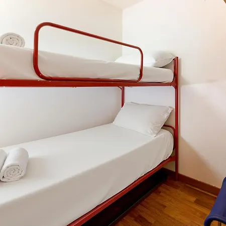 Hostdomus - Center *